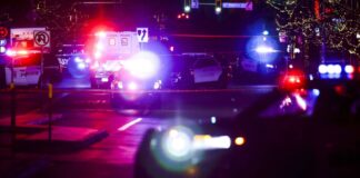 Nueve personas, incluyendo dos menores, sufrieron heridas de bala a primera hora del miércoles en Washington, D.C., dijo la policía. Poco antes de la 01:00 de la madrugada, las autoridades respondieron a un reporte de un tiroteo en la calle Meade, en el cuadrante noreste de la capital de Estados Unidos, dijo el subdirector del Departamento de Policía Metropolitana, Leslie Parsons, en un comunicado en Twitter.