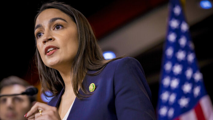 Alexandria Ocasio-Cortez advierte del