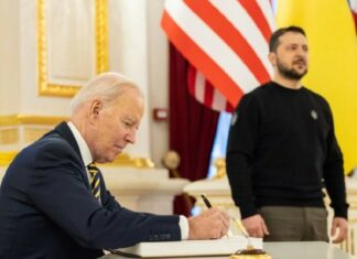 Zelenski: Biden podría ponerle fin al conflicto en Ucrania «en 5 minutos», pero no lo aceptaríamos