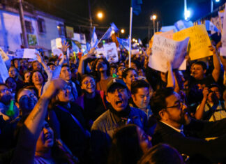Las protestas en Guatemala por el escándalo electoral marcan la ruta hacia el balotaje presidencial