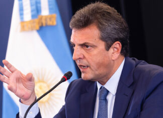 Massa anuncia que Argentina no va a usar «un solo dólar de sus reservas» para pagar al FMI