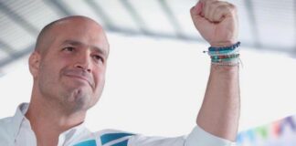 El alcalde ecuatoriano de Manta, Agustín Intriago, ha muerto este domingo tras ser objetivo de un tiroteo mientras se encontraba coordinando el inicio de una obra.