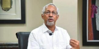 Desde hace más de 25 años en las escuelas dominicanas no se exige acta de nacimiento para inscribir estudiantes, aseguró este viernes el ministro de Educación, Ángel Hernández, en medio de críticas de varios sectores a esta decisión que, supuestamente, aumentará el flujo de escolares haitianos.