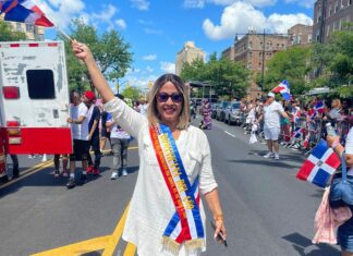Es reconocida Élida Almonte como Dominicana del Año en Gran Desfile del Bronx La declaración de Elida Almonte se realizó en presencia de los miembros del board de la institución, el cónsul dominicano en la ciudad de New York Ing. Eligio Jaquez, líderes electos, comunitarios, autoridades civiles y militares, líderes cristianos y diversos sectores de la comunidad.