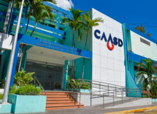 CAASD informa sobre aumento de la producción de agua potable; se sitúa en 406.38 millones de galones diarios La Corporación del Acueducto y Alcantarillado de Santo Domingo (CAASD) informó que la producción de agua potable para el Gran Santo Domingo aumentó ligeramente, pasando de 400.18 millones de galones diarios a 406.38 millones.