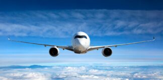 11 personas tuvieron que ser hospitalizadas luego de que el avión en el cual viajaban fuese afectado por una severa turbulencia mientras arribaban a Atlanta, en Georgia, Estados Unidos.