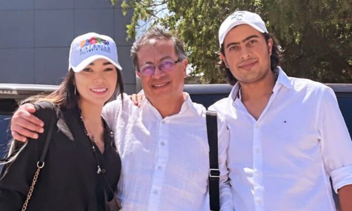 El escándalo por el posible ingreso de dinero ilegal en la campaña del presidente colombiano, Gustavo Petro, sacó también a la luz un entramado de corrupción en el departamento del Atlántico en el que se robaba sin escrúpulos, según reveló la Fiscalía en la audiencia de procesamiento del hijo mayor del mandatario, Nicolás Petro, que continúa hoy.