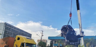 Seis personas resultaron heridas durante un accidente de tránsito entre una patana y una jeepeta en la avenida Máximo Gómez, esquina San martín, en el Distrito Nacional. El hecho ocurrió este miércoles, alrededor de las 6:45 de la mañana.