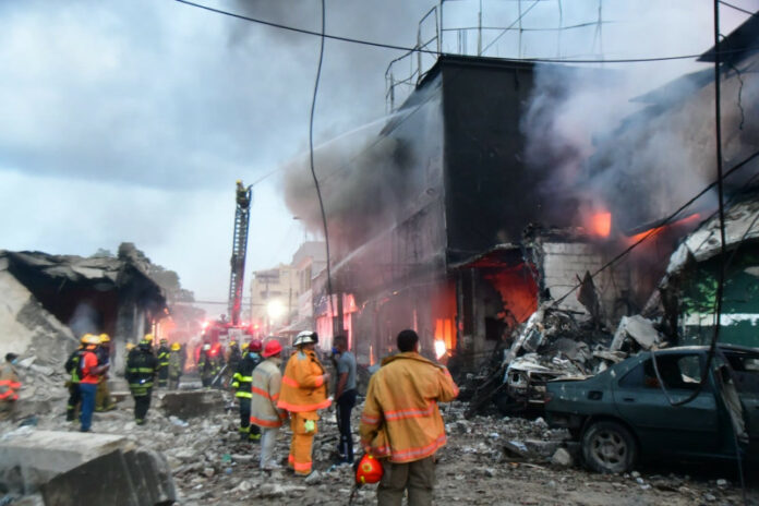 Hasta las 8:00 de la mañana de este martes, la explosión ocurrida en San Cristóbal tiene un saldo de 11 muertos, 11 desaparecidos, 52 heridos, y una ciudad declarada de duelo.