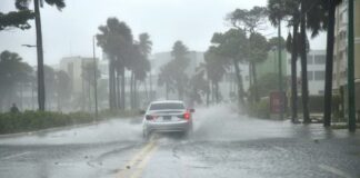 La Oficina Nacional de Meteorología (Onamet), informó que las condiciones del tiempo se encuentran con valores de humedad e inestabilidad considerables sujetos a los efectos indirectos de la Tormenta Tropical Franklin, por tanto, favorable seguirá el ambiente para producir incrementos nubosos, aguaceros moderados a fuertes en ocasiones, ráfagas de viento y aisladas tormentas eléctricas en territorio dominicano.