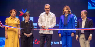 El presidente Luis Abinader junto a la ministra de Cultura Milagros German dejaron formalmente inaugurada la vigésima quinta edición de la Feria Internacional del Libro Santo Domingo 2023 (FILSD 2023), bajo el lema “Para todo hay un libro”.
