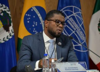 Conocerán el 7 de agosto objeción a archivo de denuncia contra Janel Ramírez por acoso sexual y laboral Será el próximo 7 de agosto cuando se conozca la audiencia de objeción al archivo definitivo de la denuncia interpuesta por dos empleadas de la Cámara de Cuentas contra su presidente, Janel Andrés Ramírez, por acoso sexual y laboral.