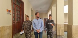 La Cuarta Sala Penal del Distrito Nacional rechazó este lunes el recurso de habeas corpus interpuesto por la defensa del cubano Julio César Llorente López, tras ser apresado luego de golpear a una gente de la Digesett.