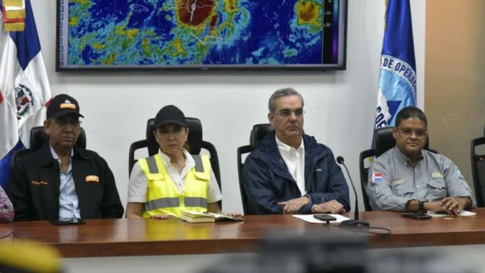 El presidente Luis Abinader dijo que las actividades productivas, comerciales y educativas en el país deben restablecerse a partir de las 8:00 de la mañana de este jueves 24 de agosto.