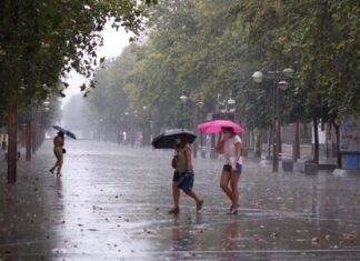 Aguaceros y tormentas eléctricas por vaguada