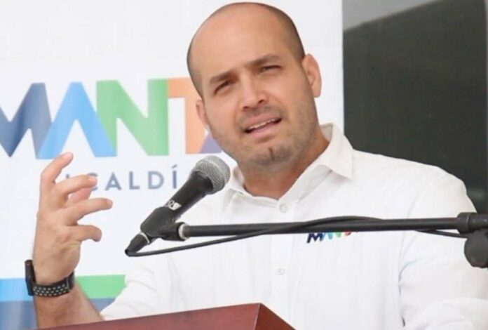 Un dominicano figura entre los nuevos detenidos como presuntos autores materiales del asesinato, ocurrido en julio pasado, de Agustín Intriago, el alcalde de Manta, la tercera ciudad más poblada de Ecuador, según informó este viernes el Ministerio del Interior.
