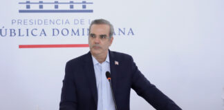 El presidente Luis Abinader lamentó el fallecimiento del veterano comunicador y periodista Álvaro Alvelo hijo.