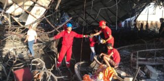 Al menos 114 personas han muerto y más de 200 han resultado heridas por un incendio esta madrugada en la sala donde se festejaba una boda en la provincia de Nínive, en el norte de Irak, mientras que el Ministerio de Salud del país indicó que la situación está «bajo control».