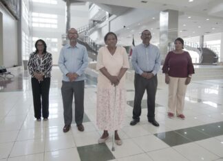 Defensor del Pueblo recuerda al Minerd y al Inabima indexar pensiones maestros y maestras El Defensor del Pueblo de la República Dominicana emitió el Recordatorio de Deberes Legales núm. DP-RDL-001-2023, dirigido al Ministerio de Educación (Minerd) y al Instituto Nacional de Bienestar Magisterial (Inabima) con el propósito de que se cumpla con la indexación de los salarios de 1 625 servidores educativos en la honrosa condición de retiro.