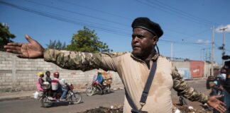 El poderoso líder de las bandas de facinerosos haitianos denominada G9, Jimmy Chérisier, alias Barbecue, anunció que apoyará económicamente y con armas los trabajos de construcción del canal en el río Masacre.