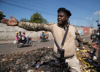El poderoso líder de las bandas de facinerosos haitianos denominada G9, Jimmy Chérisier, alias Barbecue, anunció que apoyará económicamente y con armas los trabajos de construcción del canal en el río Masacre.