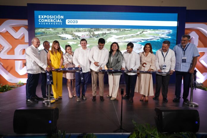La Asociación de Hoteles y Turismo de la República Dominicana (ASONAHORES) vaticinó que el crecimiento en 2023 de las llegadas de turistas y visitantes será de más de 10% con relación al año pasado, por lo que la demanda de bienes y servicios que requiere el sector superará los 300 mil millones de pesos en este lapso.