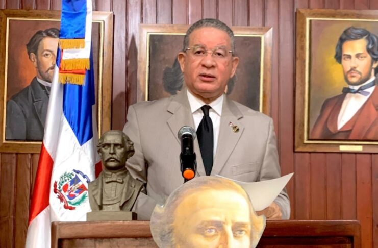 Instituto Duartiano: esperamos la ONU asuma responsabilidad de acompañar a Haití El presidente del Instituto Duartiano, Dr. Wilson Gómez Ramírez, rechazó este martes las declaraciones del experto de Naciones Unidas para los Derechos Humanos en Haití, William O’Neill, quien se mostró «extremadamente alarmado» por la decisión de la República Dominicana de cerrar todas sus fronteras con el país vecino y pidió al Gobierno del presidente Luis Abinader que reconsidere esta decisión.