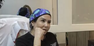Agentes de la Dirección General de Migración detuvieron a la supuesta cirujana plástica Karla María Moya Boada, cuando intentó salir del país, a través del Aeropuerto Internacional de Punta Cana.