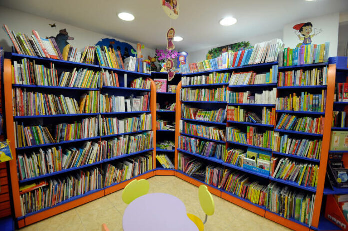 La Asociación de Industrias Editoriales de la República Dominicana (ADIERD) desmintió que los libros para este año escolar hayan costado RD$3,800 millones, como informó el Ministerio de Educación (MINERD).
