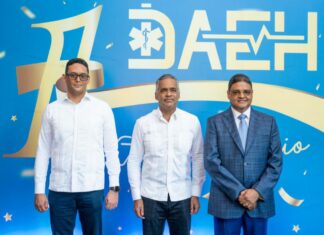 Gobierno entregará 150 ambulancias a la DAEH El ministro de la Presidencia, Joel Santos Echavarría, informó que el próximo año serán entregadas 150 ambulancias a la Dirección de Servicios de Atención a Emergencias Extrahospitalarias (DAEH), para mejorar la asistencia en los casos de emergencia.