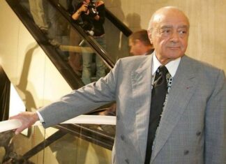 Ha fallecido, a los 94 años, el empresario egipcio propietario de los grandes almacenes Harrods, Mohamed al Fayed, cuyo hijo mayor falleció en el mismo accidente que la princesa Diana de Gales el 31 de agosto de 1997.