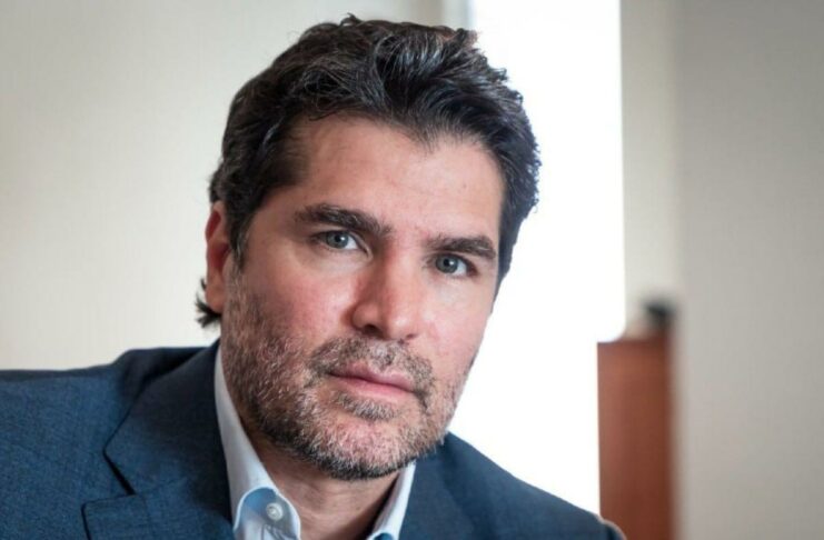 El actor mexicano Eduardo Verastegui en su visita a ‘Despierta América’ reveló impresionantes opiniones acerca de su vida y de sus aspiraciones a la política de México.