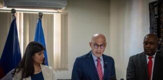 El Alto Comisionado de Derechos Humanos de la ONU, Volker Turk, ha pedido este jueves una misión multinacional de apoyo a la Policía de Haití en su lucha contra "el ciclo de violencia que ha impregnado todos los niveles de la sociedad y agravado una grave crisis de seguridad y Derechos Humanos".