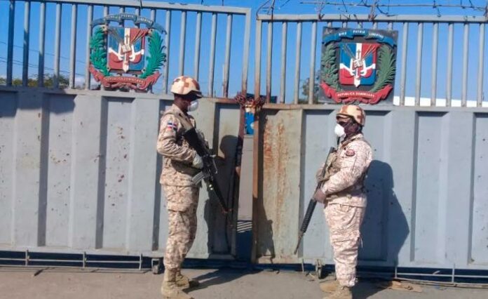 Gobierno ordena cierre total de la frontera con Haití