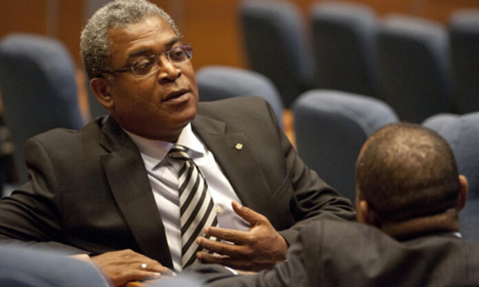 El exprimer ministro de Haití, Jean Max Bellerive, culpó al gobierno de su país por los conflictos con la República Dominicana.