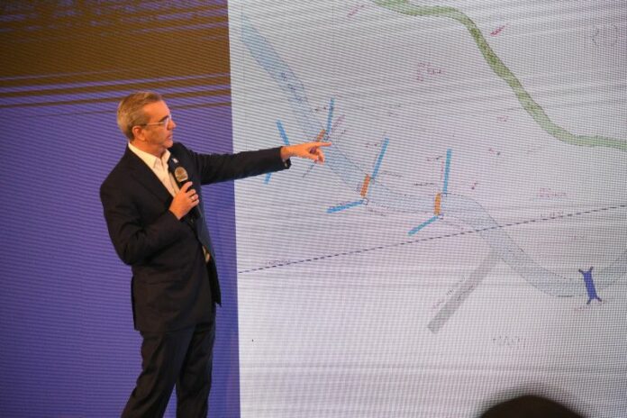 El presidente Luis Abinader encabezó este lunes por quinta semana consecutiva “La Semanal con la prensa”, donde aseguró que la frontera dominicana nunca más será la misma.