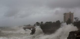 Los efectos indirectos más notables que se esperan del huracán Lee en la República Dominicana se traducirán en oleajes y vientos anormales que afectará la costa atlántica norte, informó la Oficina Nacional de Meteorología.