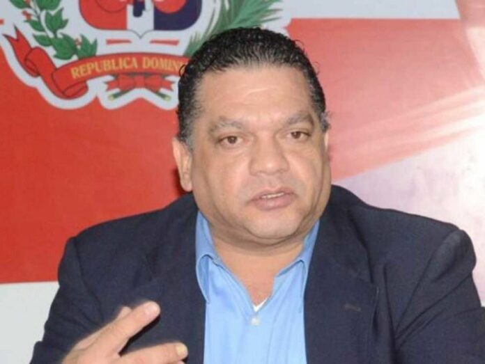 La Federación Nacional de Trabajadores del Transporte Social Cristianos (Fenattransc) anunció la prohibición «terminante» a sus choferes afiliados de transportar a ciudadanos haitianos sin importar su condición migratoria en República Dominicana
