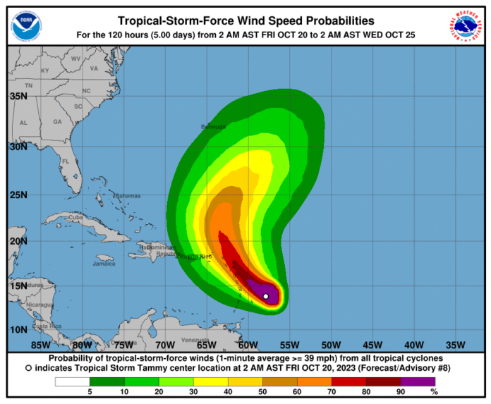 La tormenta tropical Tammy podría convertirse en convertirse en huracán este sábado y en la mañana de este viernes fue ubicado a 150 kilómetros hacia el noreste de Barbados.