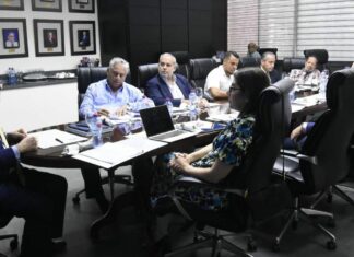 El Consejo de Directores de la Liga de Béisbol Profesional de la República Dominicana, Inc. (Lidom) aprobó en su reunión ordinaria de hoy las reglas para la aplicación del sistema del reloj para la temporada 2023-2024, que inicia el jueves 19 de octubre y que está dedicado a la destacada crónica, comentarista y analista deportiva, Onfalia Morillo.