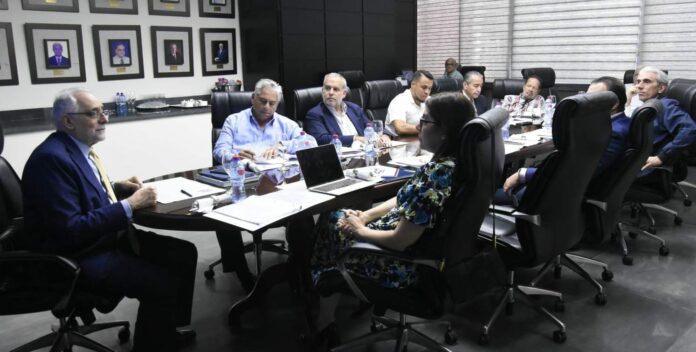 El Consejo de Directores de la Liga de Béisbol Profesional de la República Dominicana, Inc. (Lidom) aprobó en su reunión ordinaria de hoy las reglas para la aplicación del sistema del reloj para la temporada 2023-2024, que inicia el jueves 19 de octubre y que está dedicado a la destacada crónica, comentarista y analista deportiva, Onfalia Morillo.