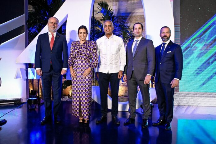Con el objetivo de agradecer el crecimiento, los desafíos superados y los logros alcanzados, la familia CEVALDOM celebra sus 20 años de servicios y trayectoria.