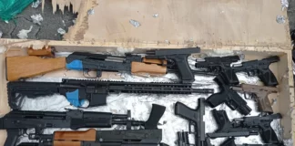 El presidente Luis Abinader, afirmó este lunes que no es cierto que Haití reciba armas desde su país, porque en República Dominicana son «siete veces más caras» que en la nación fronteriza.