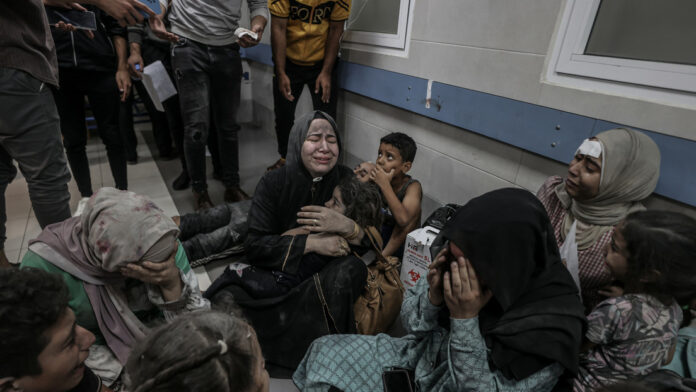 El ataque que se produjo este martes contra el hospital Al-Ahli, ubicado en la ciudad de Gaza, dejó cientos de muertos y miles de heridos. Numerosos países y organizaciones internacionales condenaron la agresión, que ha desencadenado una ola de protestas.