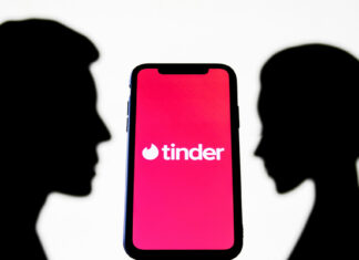 Ahora Tinder permite a tu madre que elija pareja para ti