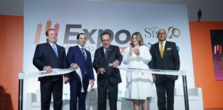 Valdez Albizu destaca el fortalecimiento del mercado de valores y su importancia para el crecimiento económico sostenido y la ejecución de la política monetaria El gobernador destacó el papel del Banco Central en el desarrollo de su marco legal e institucional, la reforma del SIPARD y la desmaterialización de sus emisiones de valores en CEVALDOM Santo Domingo, República Dominicana.