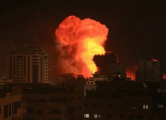 EE.UU. bombardea hoy posiciones vinculadas a Irán en este de Siria Estados Unidos ha bombardeado este viernes instalaciones relacionadas con la Guardia Revolucionaria de Irán en el este de Siria.