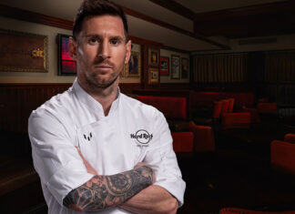 Docenas de niños afortunados pudieron probar la cocina que había sido elegida y creada por la estrella del fútbol Lionel Messi.