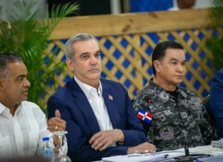 Dando continuidad a las acciones del Gobierno para el fortalecimiento del Plan de Seguridad Ciudadana, el presidente Luis Abinader encabeza la reunión de cada lunes en el Palacio de la Policía Nacional.