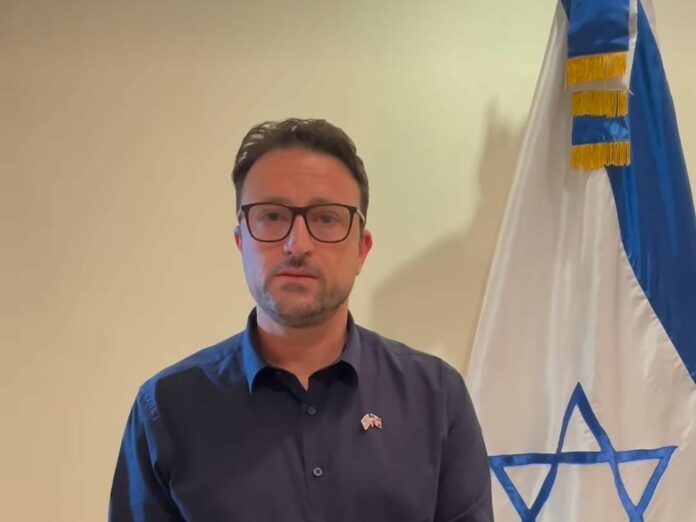 El embajador de Israel en República Dominicana, Raslan Abu Rukun, afirmó este lunes 16 que su país no se detendrá hasta detener la amenaza que representa la organización Movimiento de Resistencia Islámica (Hamás) y que, según el diplomático, también representa un peligro para el resto del mundo.